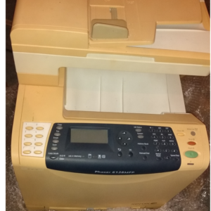 Impressora multi-funcional Xerox Phaser 6128MFP - NÃO LIGA! PARA RETIRADA DE PEÇAS